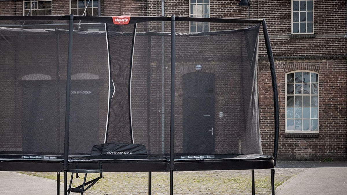 Round vs. Rectangular Trampolines Pros and Cons for Your Decision