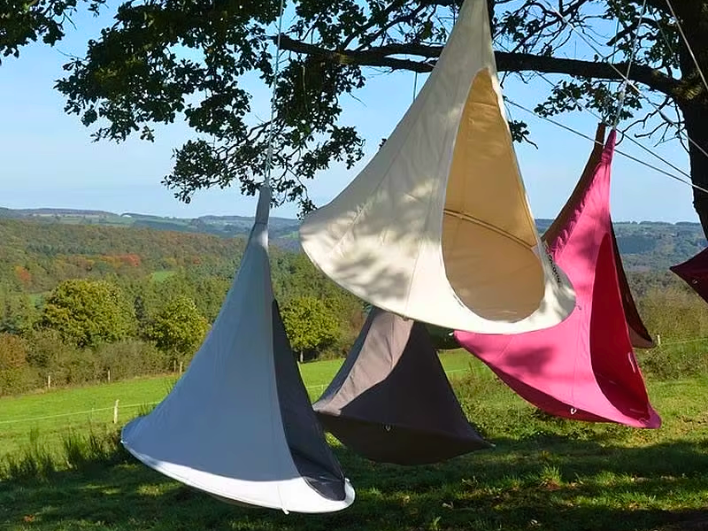 Single Cacoon - Leaf Green | Hanging Pod Chair – River City Play